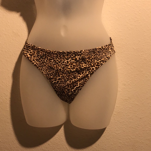 Grip Swimwear Animal Print 2 Piece - Picture 3 of 5